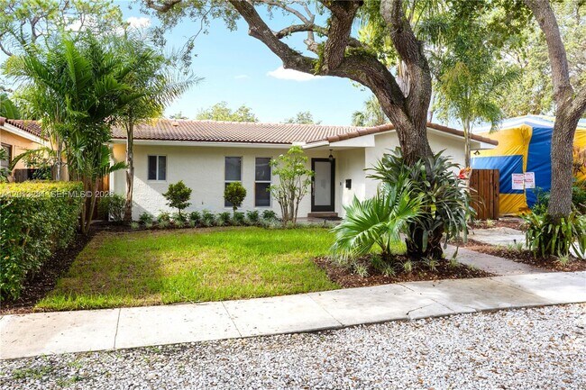 5770 SW 55th St