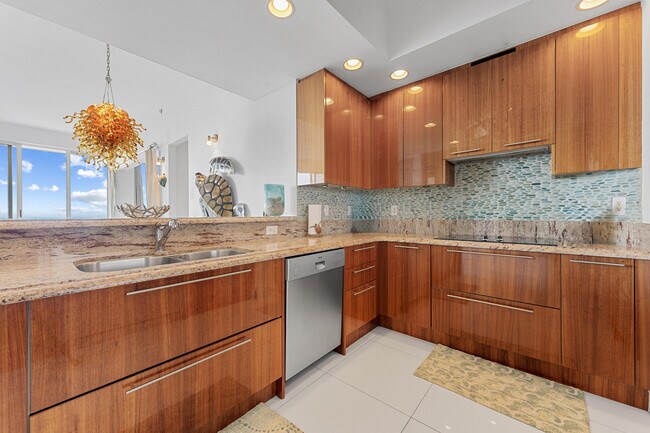 Photo - 2700 N Ocean Dr Unit Ph4b