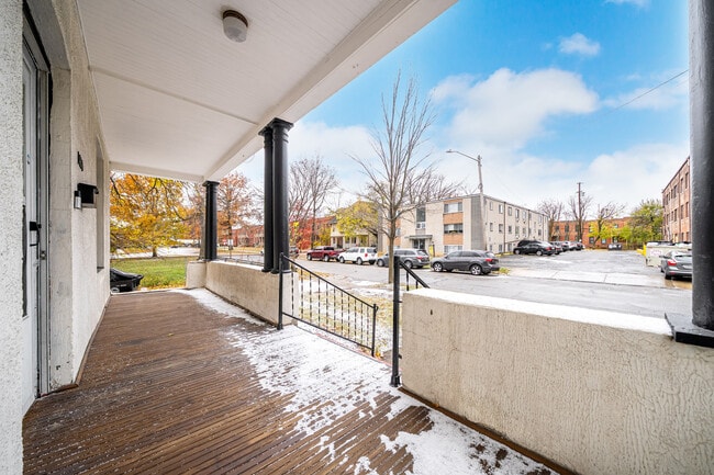 Photo - 1453 W 101st St Casa