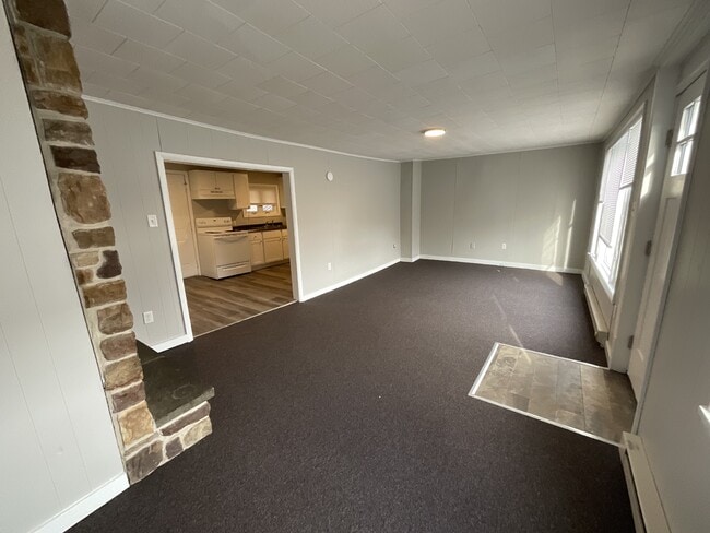 Photo - 218 N Pitt St