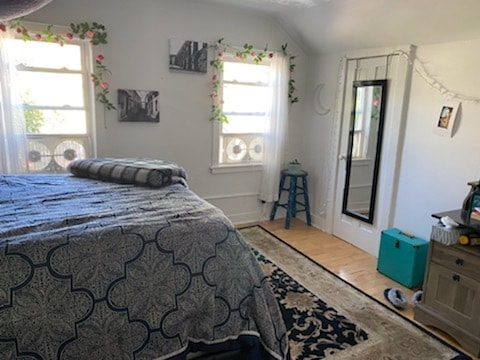 Building Photo - 108 Hyde St Unit B