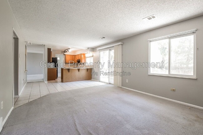 Photo - 10870 Stuart Cir