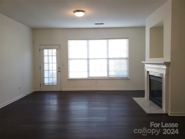 Photo - 15620 Carrington Ridge Dr
