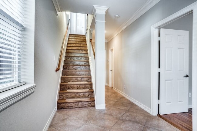 Photo - 3610 Gillespie St Unit 10