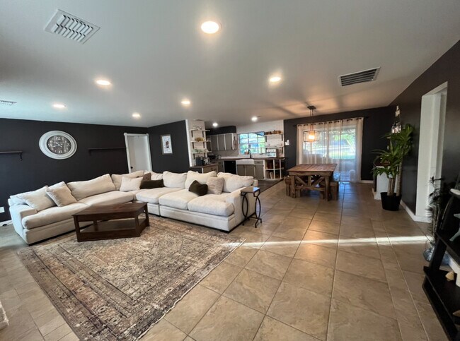 Photo - 64 Magnolia Dr