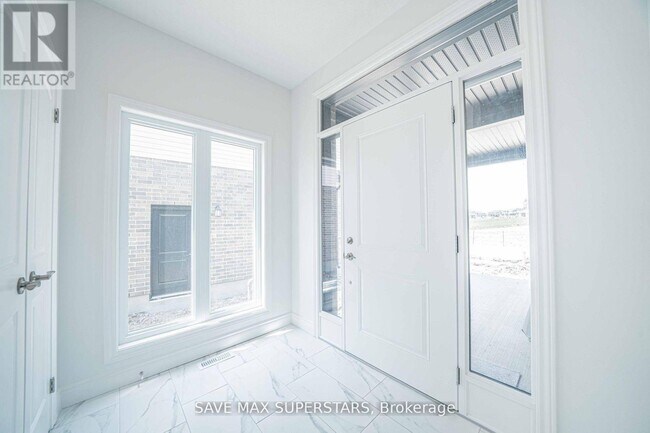 Photo - 201 Roy McDonald Dr