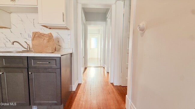 Photo - 554 Washington Ave