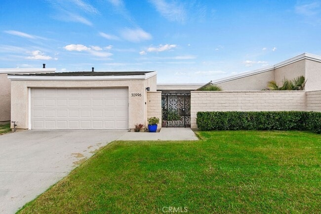 Photo - 30996 Carrara Rd