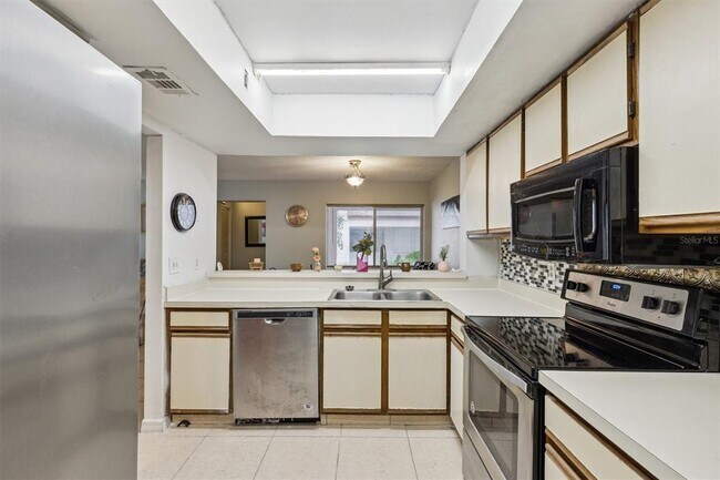 Photo - 2554 Lakeway Branch Dr Unit 3001