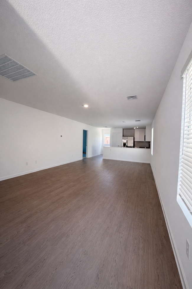 Sala de estar - 3013 Campeiro Ave