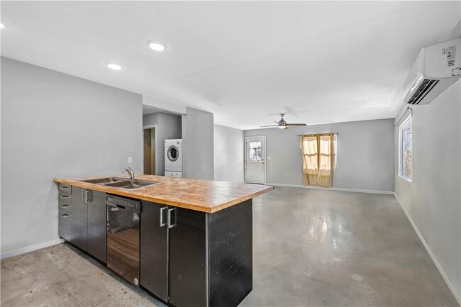 Photo - 6 Fuller St