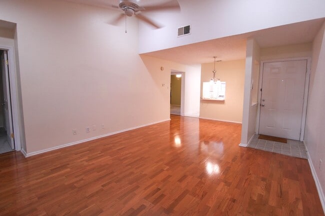 Photo - 13018 Heimer Rd