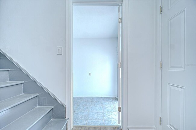 Photo - 150 E Madeira Ave Unidad 3