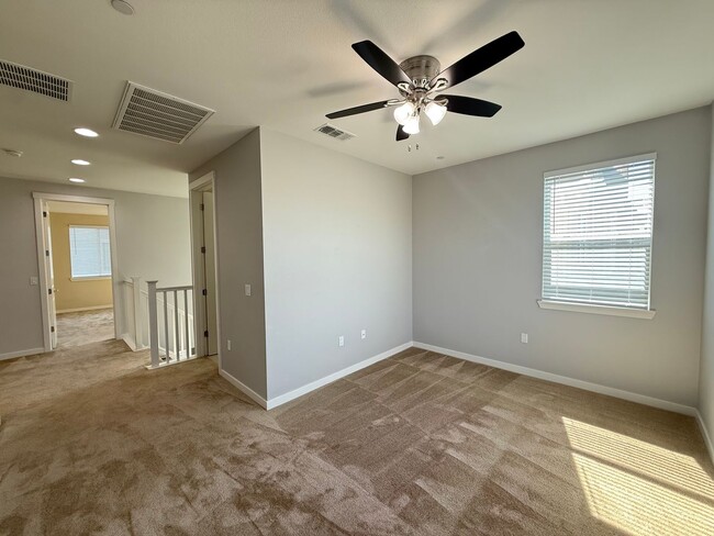 Photo - 1261 Damasco Ln