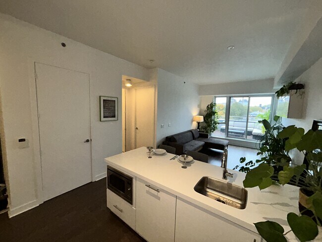 Photo - 156 Portland St