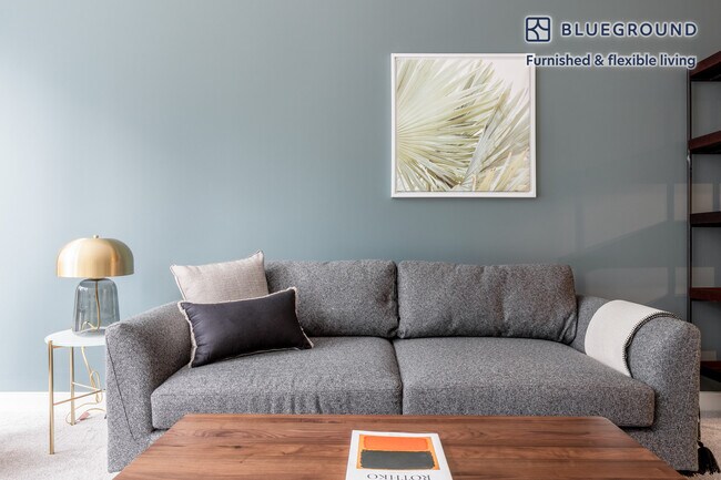 Photo - 210 N Wells St Unit FL16-ID251