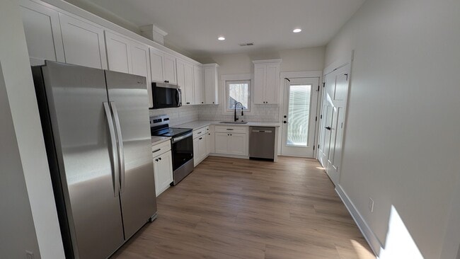 Photo - 115 Anile St Unit B