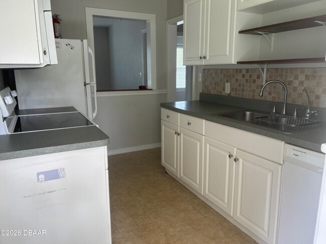 Photo - 250 S Seneca Blvd