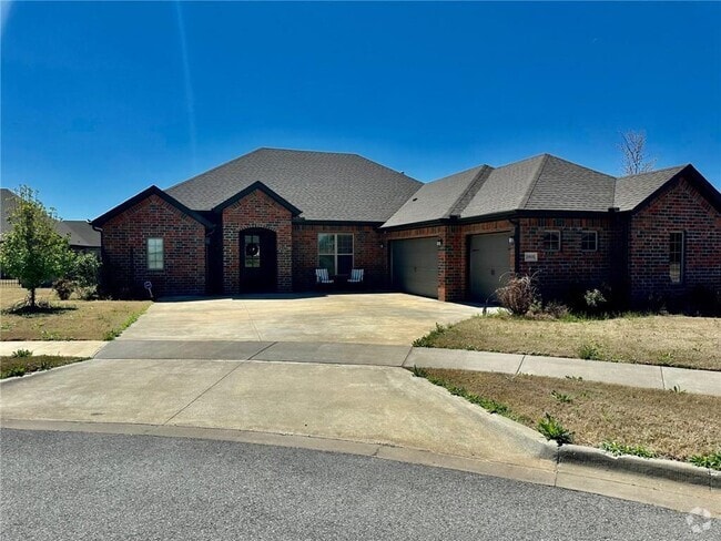 Building Photo - 2905 SW Satinwood Cove Rental