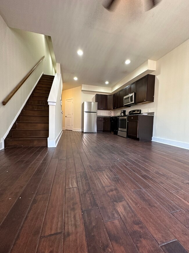 Building Photo - 1710 N Gratz St Rental
