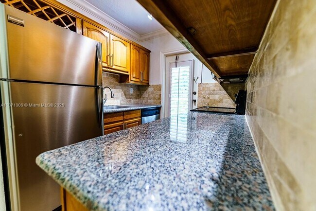 Photo - 95 Edgewater Dr Unit 105