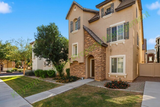 Photo - Charming Gilbert Home in The Gardens Commu...