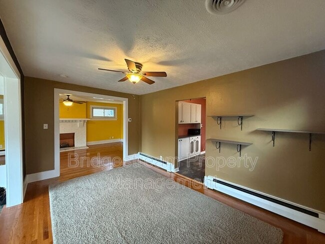Photo - 56 Telford Ave