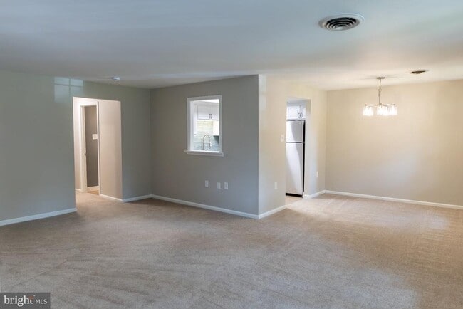 1108 Yardley Commons