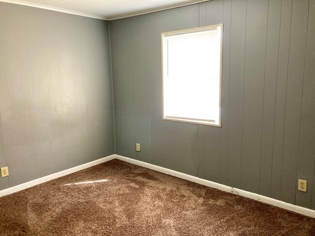 Photo - 117 Parkburg Rd Unit B