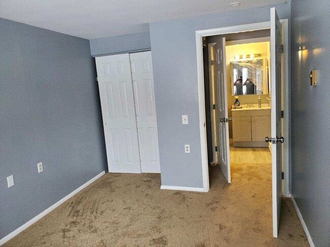 H31 lg 1BD - Handicap Bedroom