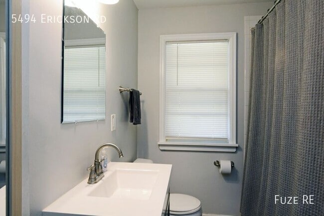 Photo - 5494 Erickson Rd