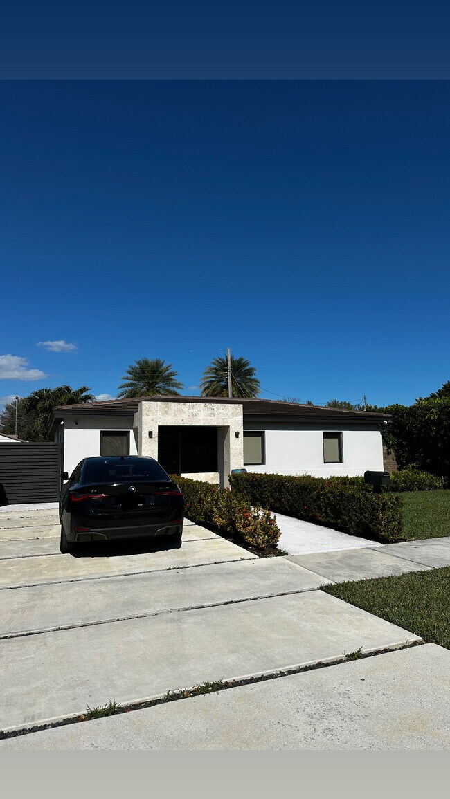 Photo - 7509 SW 30th St