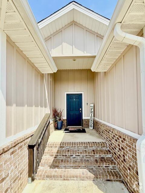 Building Photo - 8090 Silver Maple Dr Rental