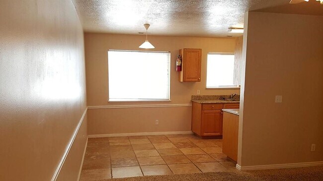 Photo - BRENTWOOD CONDO 2 Bed 1 Bath Unit 503