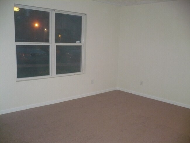 Photo - 11102 Waldrop Pl