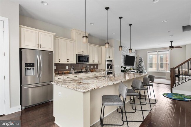 Photo - 44735 Medway Ter