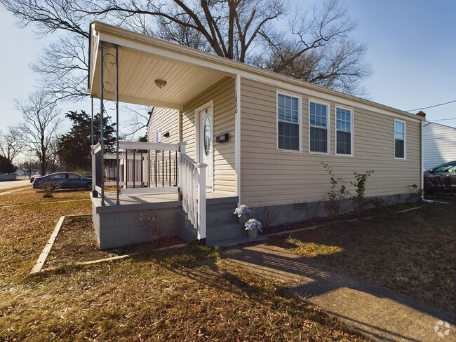 Building Photo - 1800 Ruffin Rd Rental