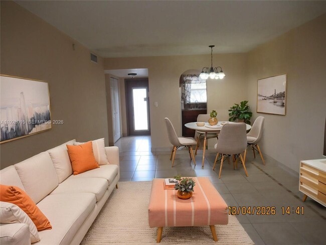 Photo - 8285 Sunrise Lakes Blvd Unit 208