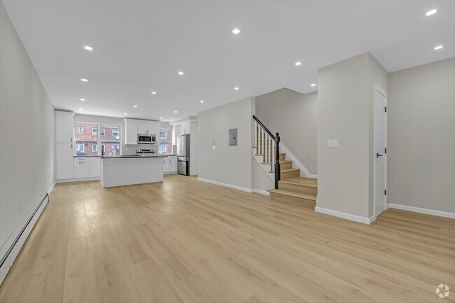 Building Photo - 110-23 172nd St Unit 2 Rental