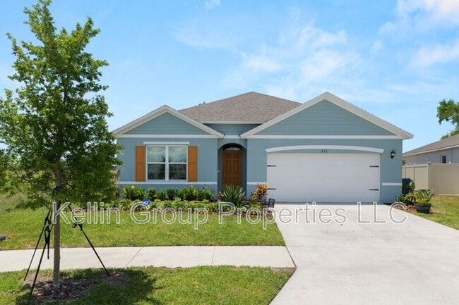 Photo - 833 Ambleside Dr