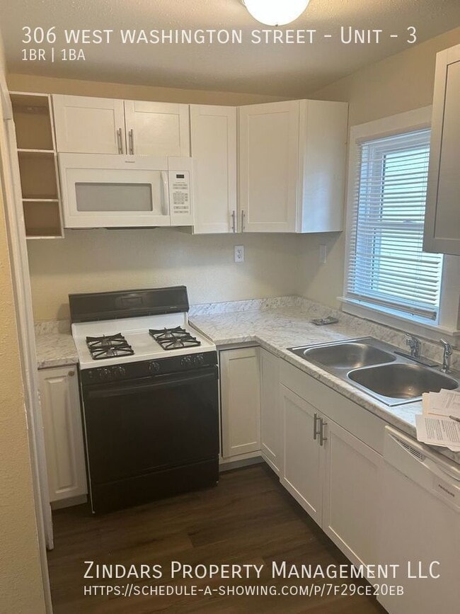 Photo - 306 W Washington St Apartment Unit 3
