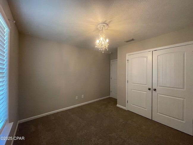 Photo - 501 W 3rd St