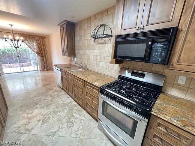 Photo - 415 Roman Tree Ct