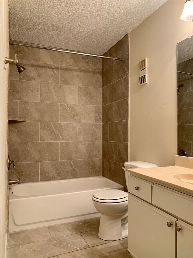 Photo - 1 bedroom on LSU bus route