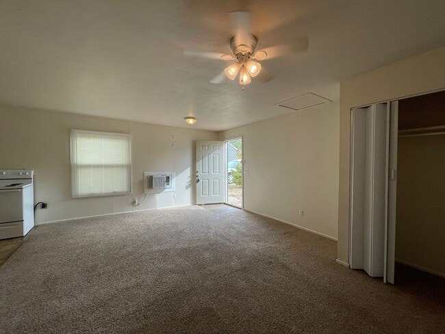 Photo - Affordable Efficiency Apt in Avondale