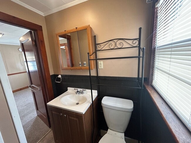 31 W Old Orchard Ave Unit C