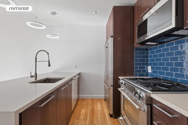 Photo - 342 E 110th St