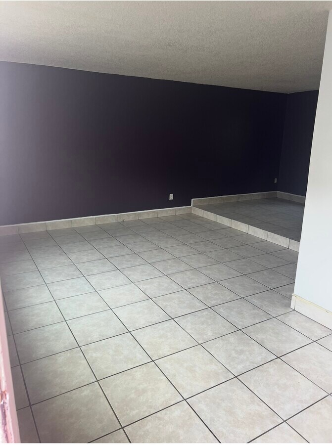 Photo - 5653 Townhouse Dr