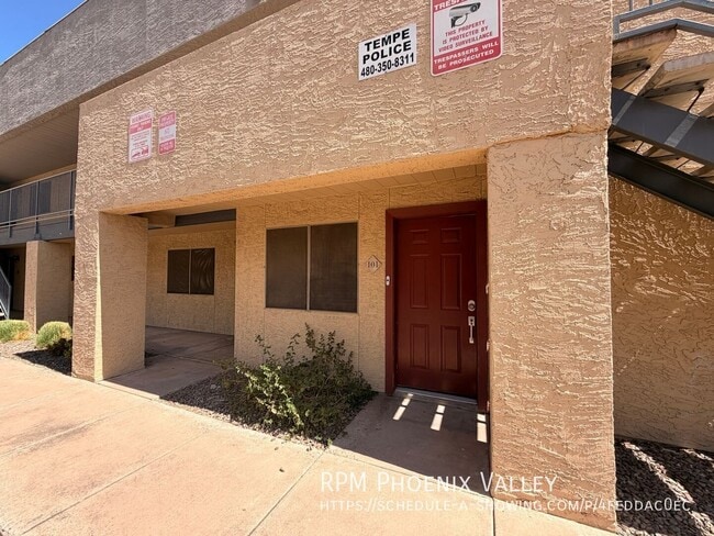 1014 E Spence Ave
