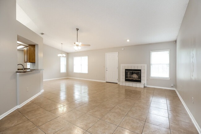 Photo - 3379 Deerfield Pointe Dr